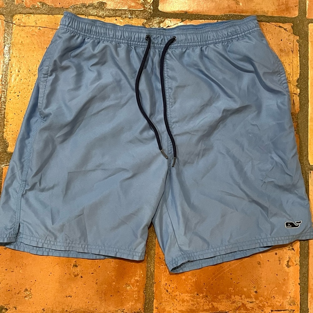 M Vineyard Vines blue swim trunks